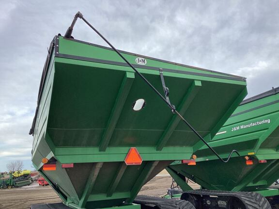 2009 J&M 1326-22S Grain Cart