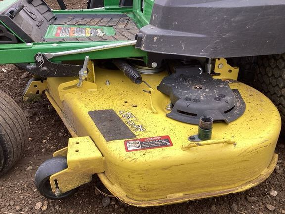 2022 John Deere Z530R Mower/Zero Turn