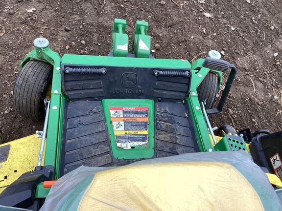 2022 John Deere Z530R Mower/Zero Turn