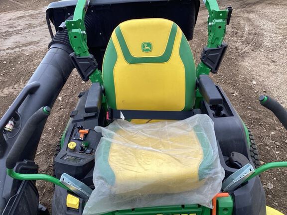 2022 John Deere Z530R Mower/Zero Turn
