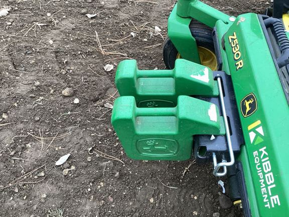 2022 John Deere Z530R Mower/Zero Turn
