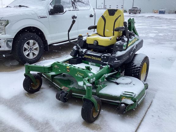 2022 John Deere Z970R Mower/Zero Turn