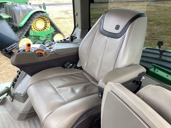 2024 John Deere 9RX 640 Tractor Rubber Track