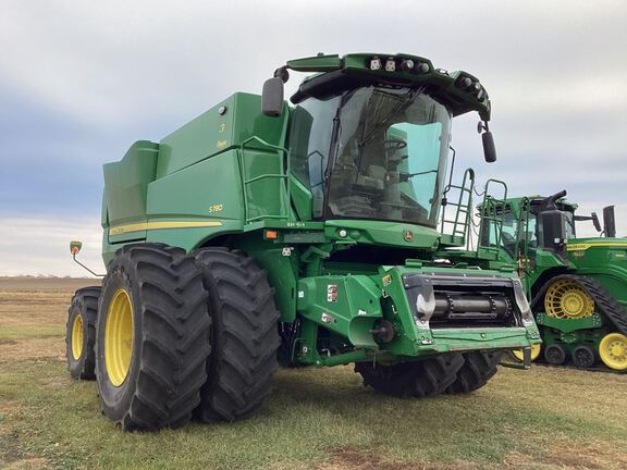 2024 John Deere S780 Combine
