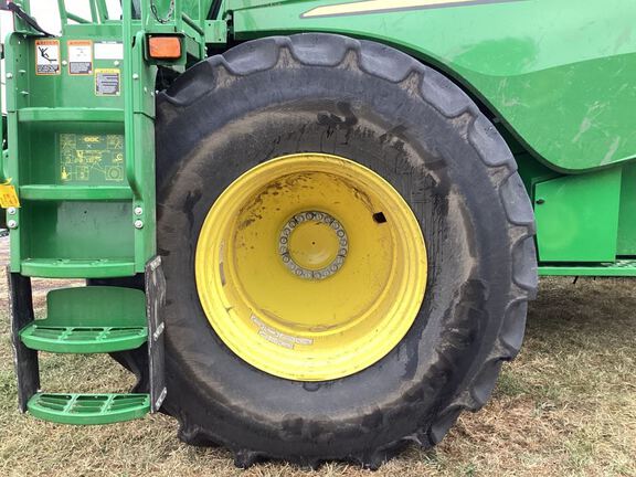 2024 John Deere S780 Combine