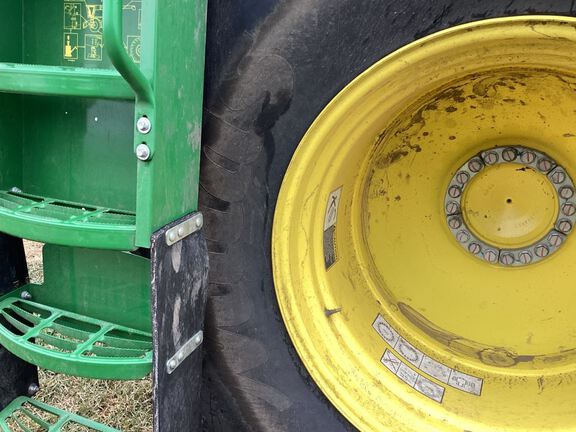 2024 John Deere S780 Combine