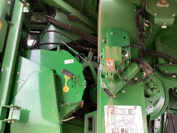 2024 John Deere S780 Combine