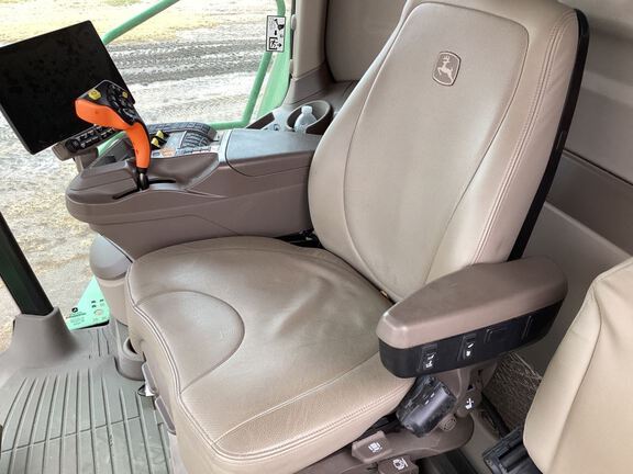 2024 John Deere S780 Combine