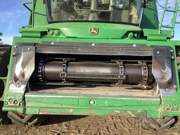 2024 John Deere S780 Combine