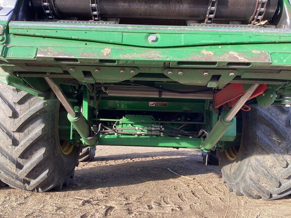 2024 John Deere S780 Combine