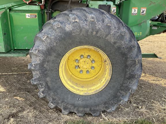 2024 John Deere S780 Combine
