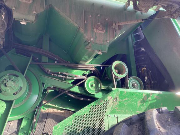 2024 John Deere S780 Combine