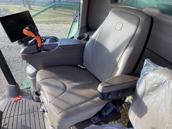 2024 John Deere S780 Combine