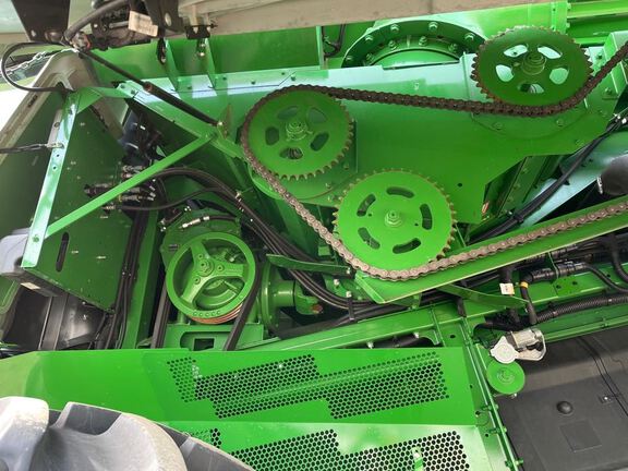 2024 John Deere S780 Combine