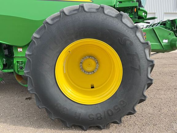 2024 John Deere S780 Combine