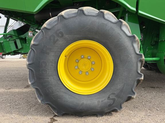 2024 John Deere S780 Combine