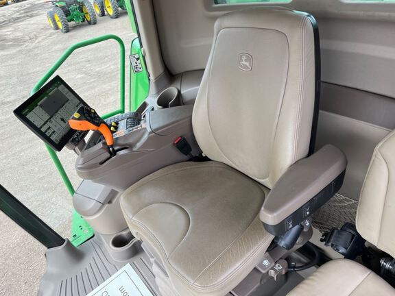 2024 John Deere S780 Combine