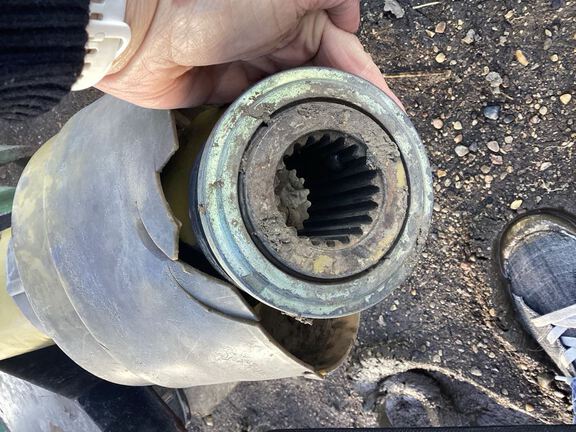 2008 J&M 1326-22S Grain Cart