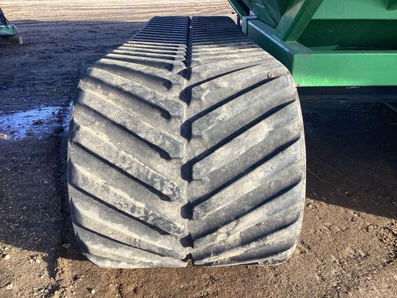 2008 J&M 1326-22S Grain Cart