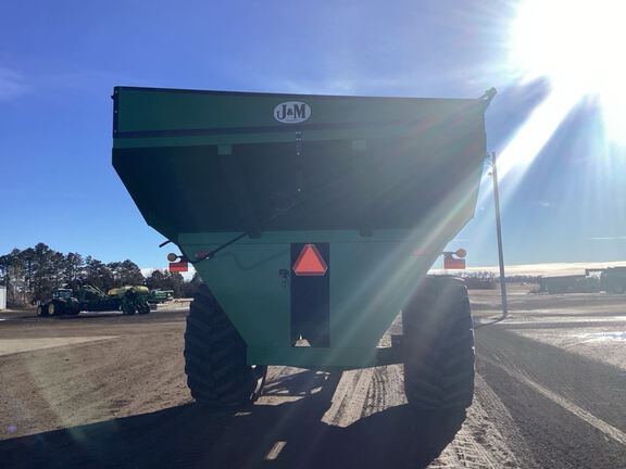 2008 J&M 1050 Grain Cart