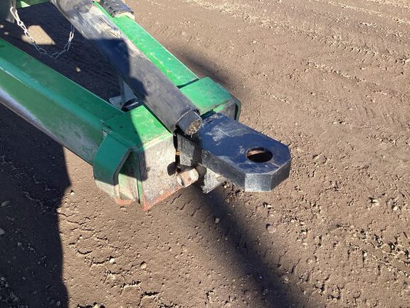 2008 J&M 1050 Grain Cart