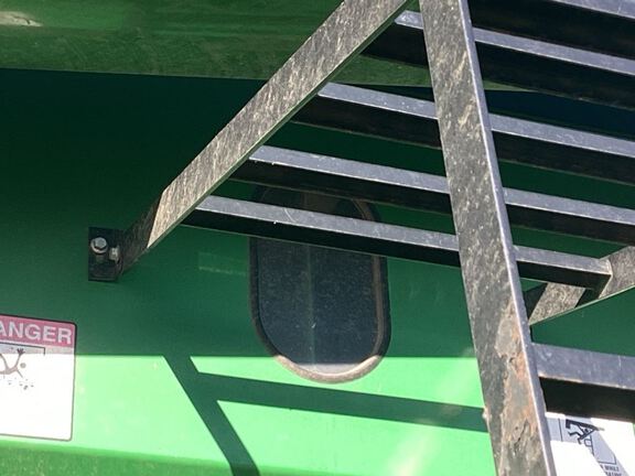 2008 J&M 1050 Grain Cart