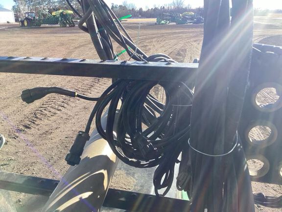 2008 J&M 1050 Grain Cart