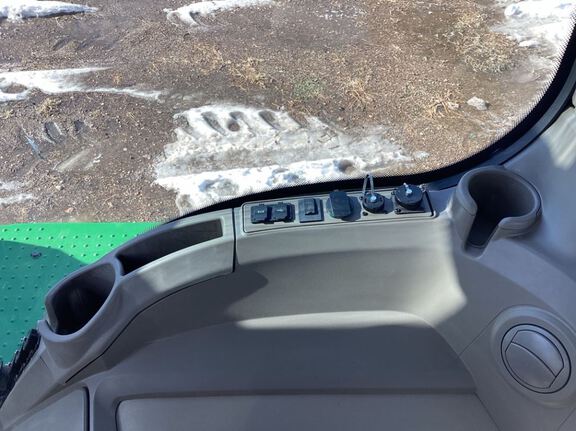 2024 John Deere 9RX 640 Tractor Rubber Track