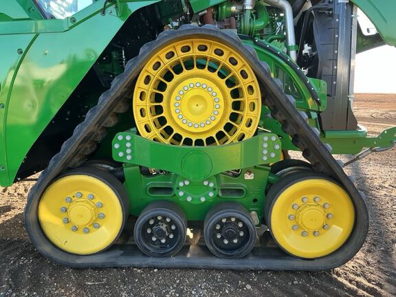 2023 John Deere 9RX 590 Tractor Rubber Track