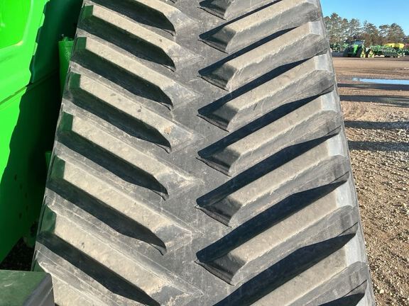 2023 John Deere 9RX 590 Tractor Rubber Track