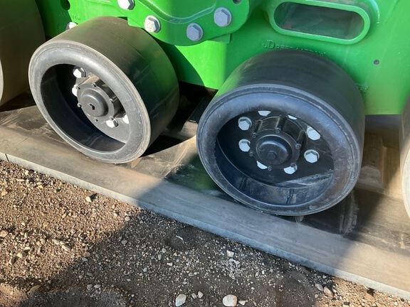 2023 John Deere 9RX 590 Tractor Rubber Track