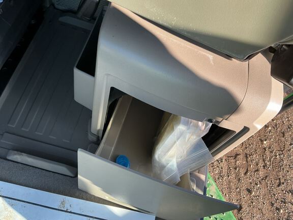 2023 John Deere 9RX 590 Tractor Rubber Track