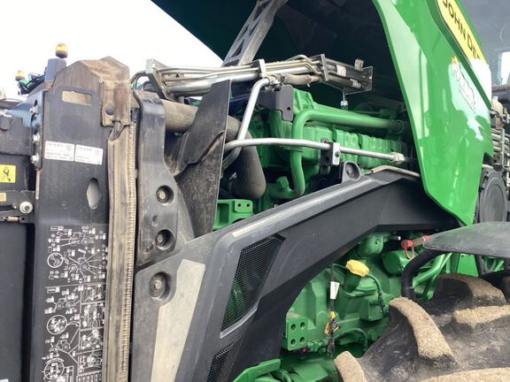 2022 John Deere 8R 370 Tractor