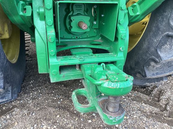 2022 John Deere 8R 370 Tractor