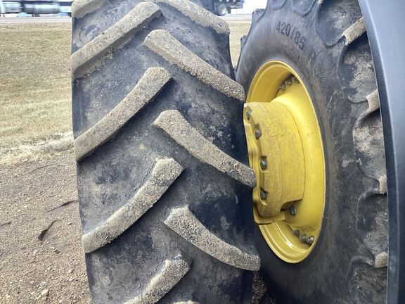 2022 John Deere 8R 370 Tractor