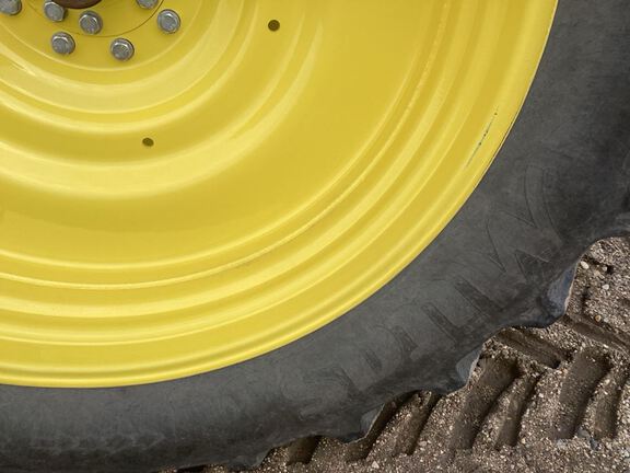 2022 John Deere 8R 370 Tractor