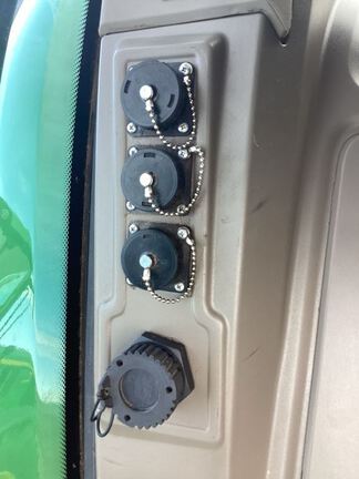 2022 John Deere 8R 370 Tractor