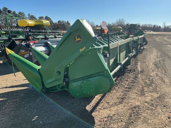 2022 John Deere C16R Header Corn Head