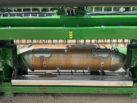 2022 John Deere HD50F Header Combine