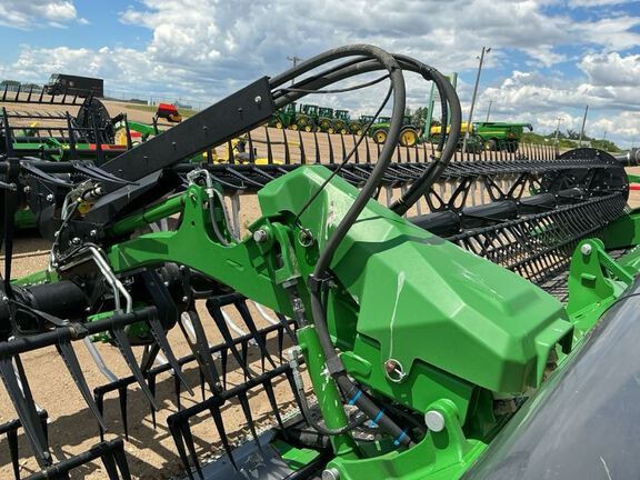 2022 John Deere HD50F Header Combine
