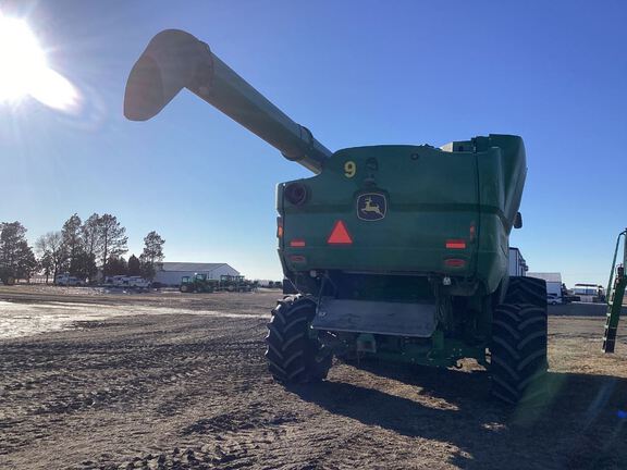 2023 John Deere S770 Combine