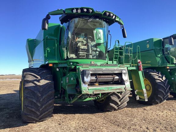 2023 John Deere S770 Combine