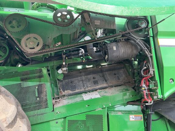 2023 John Deere S780 Combine