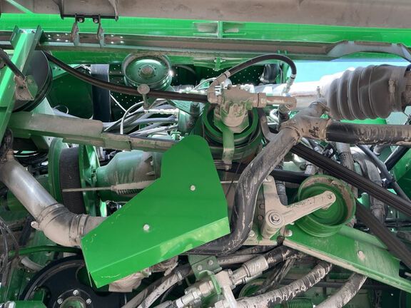 2023 John Deere S780 Combine