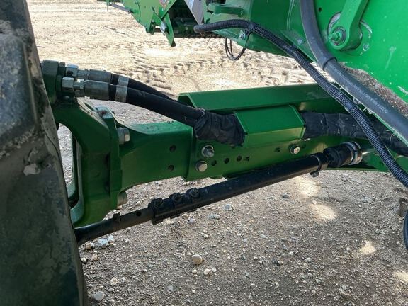 2023 John Deere S780 Combine