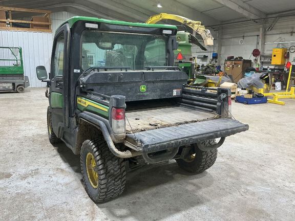 2023 John Deere XUV835R ATV