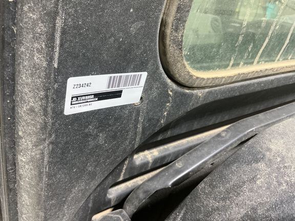 2023 John Deere XUV835R ATV