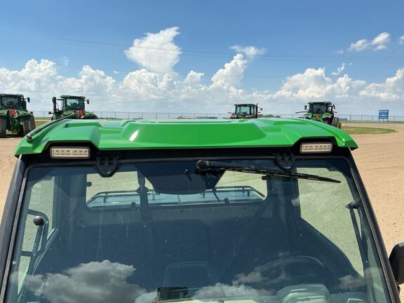 2023 John Deere XUV835R ATV