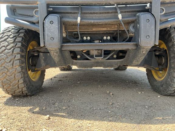 2023 John Deere XUV835R ATV