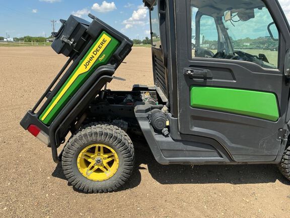 2023 John Deere XUV835R ATV